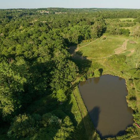La Ferme Du Pont De Maumy, Cabane Au Bord De L'Etang Et Bain Nordique Busserolles Εξωτερικό φωτογραφία