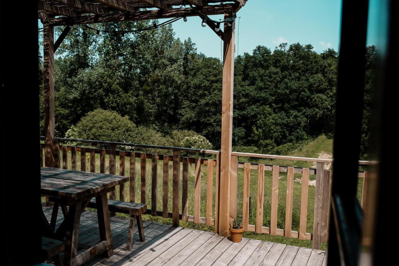 La Ferme Du Pont De Maumy, Cabane Au Bord De L'Etang Et Bain Nordique Busserolles Εξωτερικό φωτογραφία