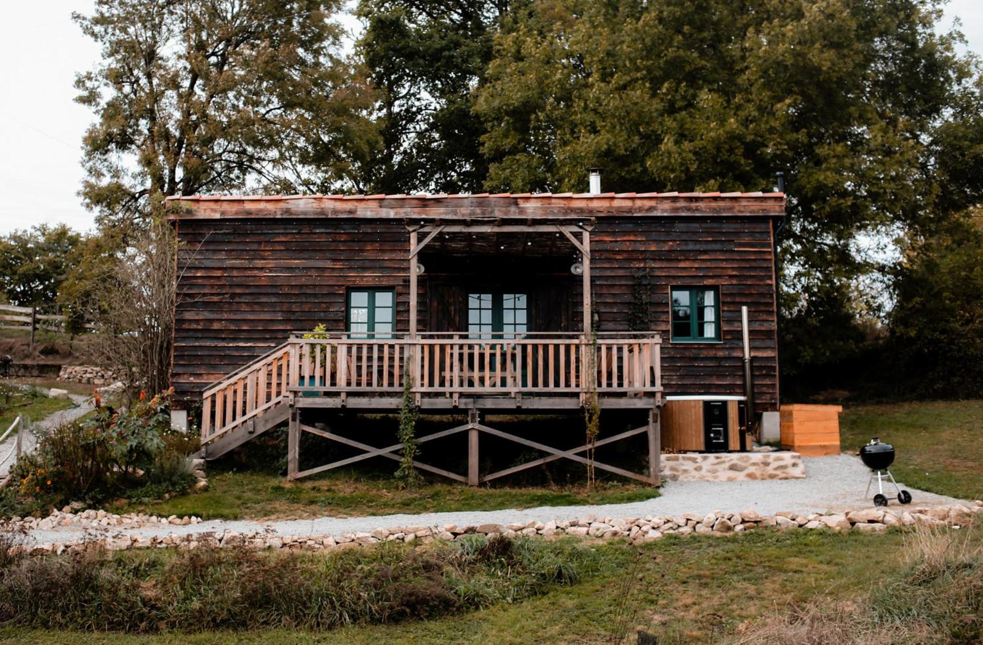 La Ferme Du Pont De Maumy, Cabane Au Bord De L'Etang Et Bain Nordique Busserolles Εξωτερικό φωτογραφία